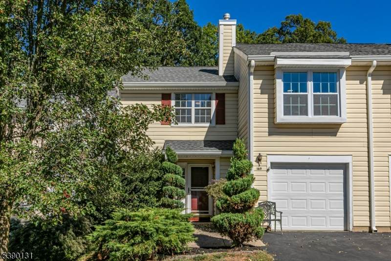 169 Becket Place - Photo 1