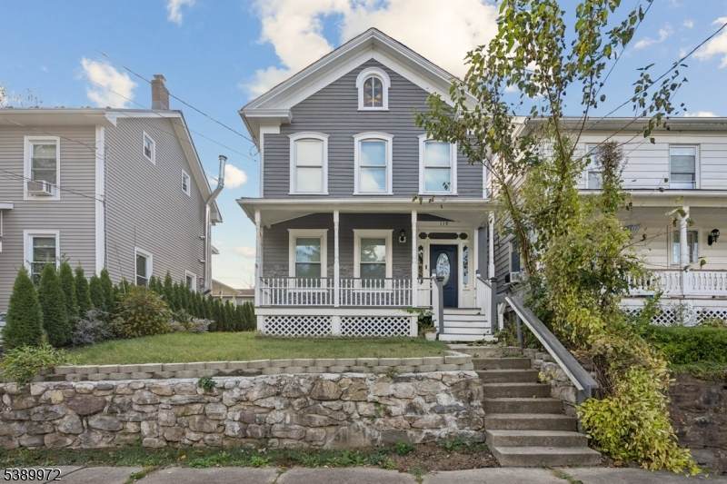 119 Wall St - Photo 1