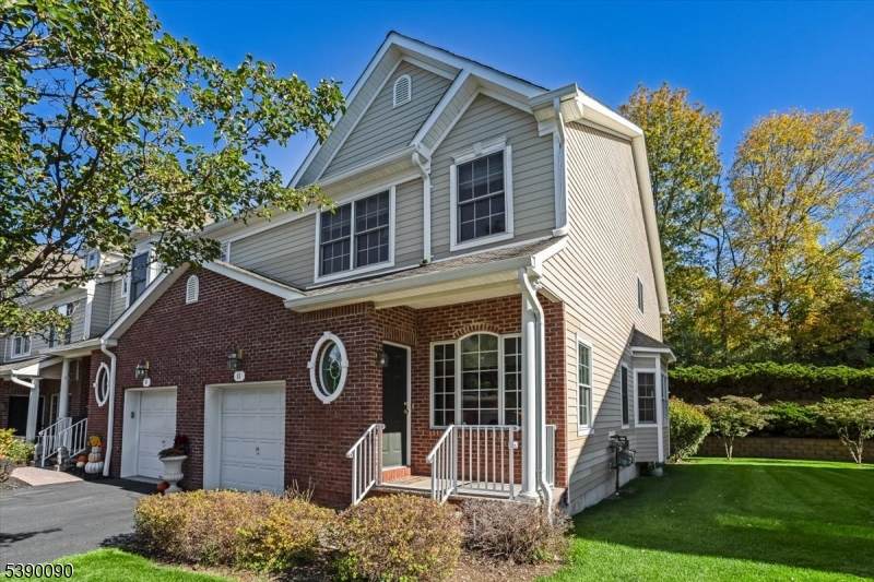 11 Abigail Way - Photo 1