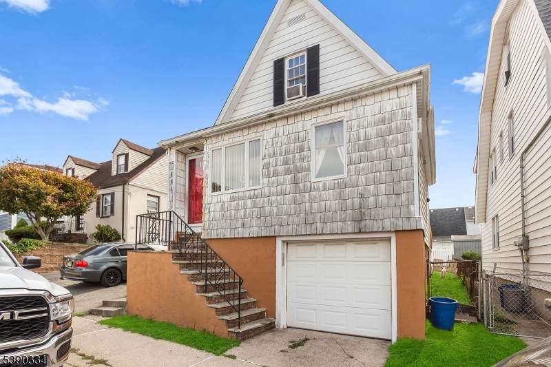 161 Stover Ave - Photo 1