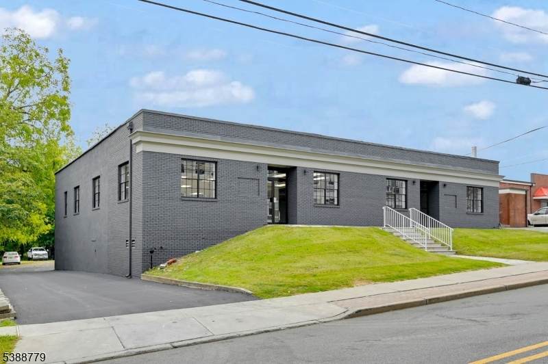 4 Union Pl - Photo 1