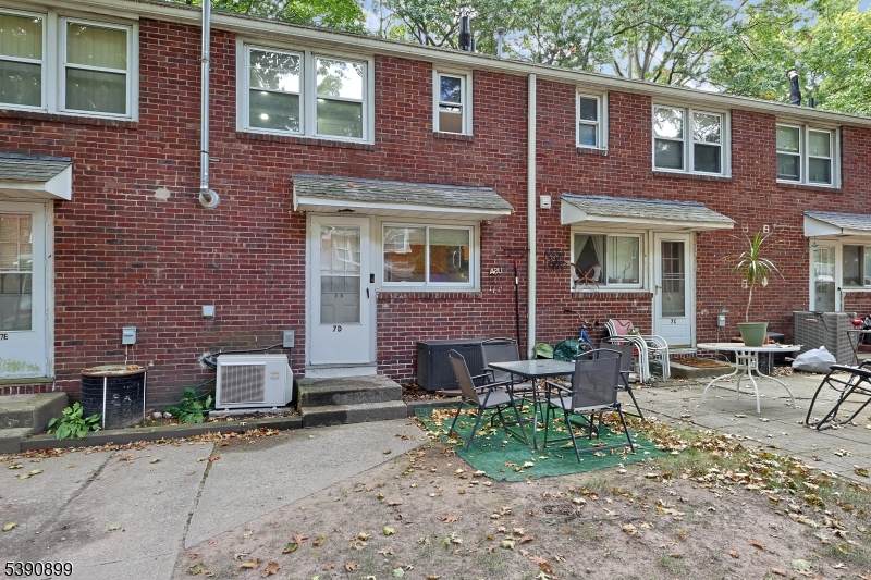 130 Glenbrook Pkwy - Photo 1