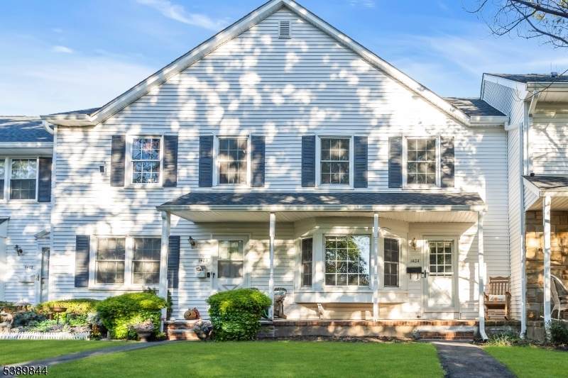 1404 Washington Cmn - Photo 1