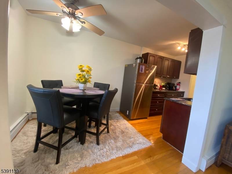 824 Main Street - Photo 1