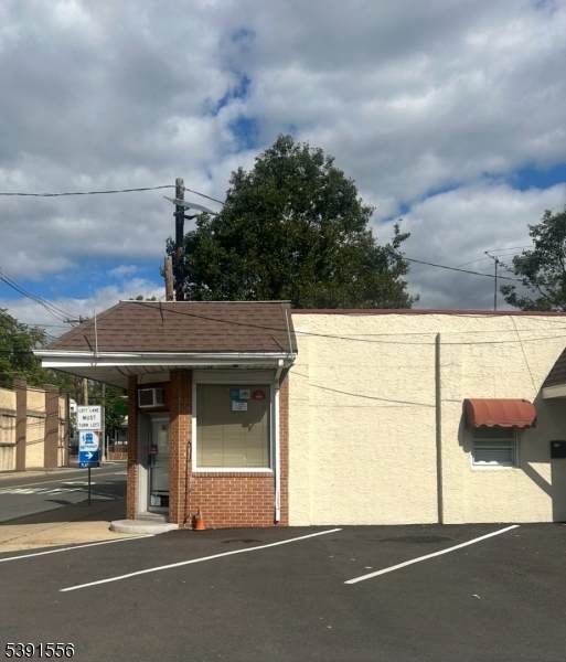 15 Greenbrook Rd - Photo 1