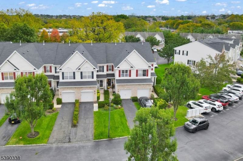 545 Coventry Dr - Photo 1