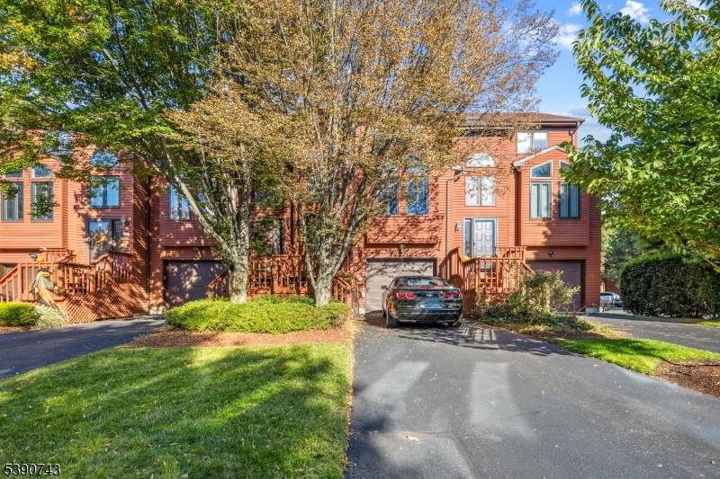 39 Sampson St - Photo 1