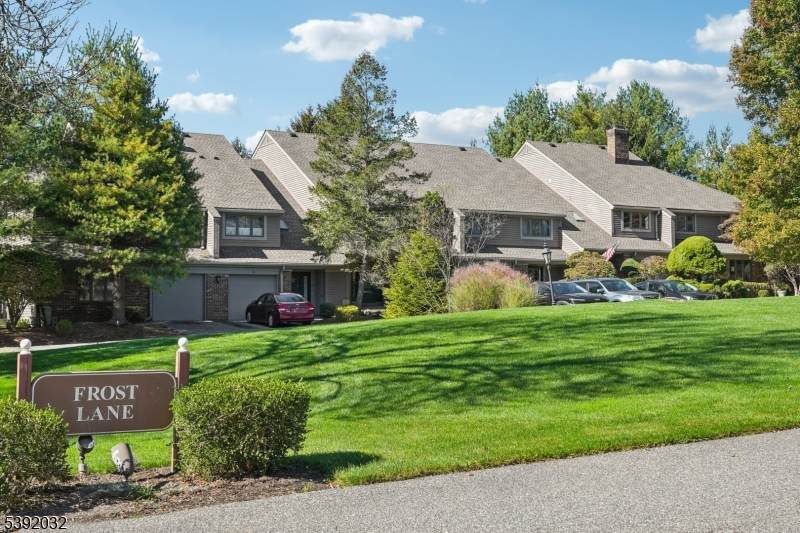 97 Frost Ln - Photo 1