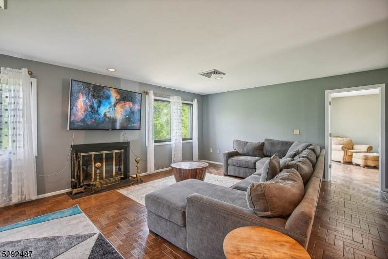 66 Vacca Dr - Photo 1