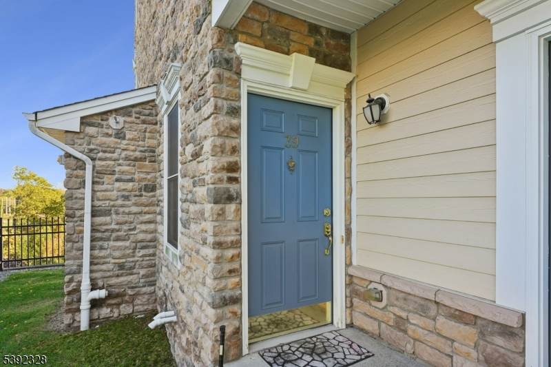 39 Forshee Cir - Photo 1