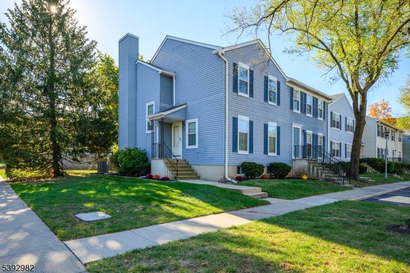 58 Boxgrove Pl - Photo 1