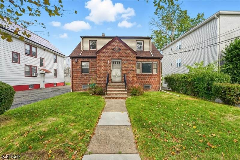 116 Howard Ave - Photo 1