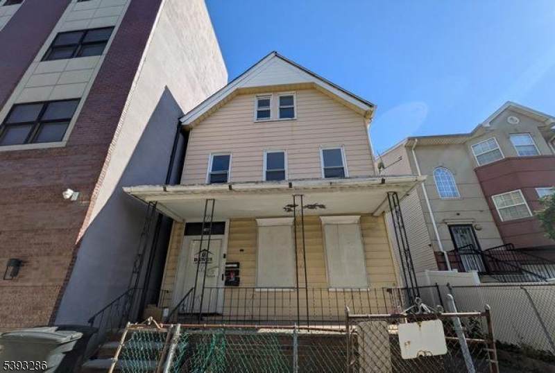 116 Mayor Gibson - Photo 1