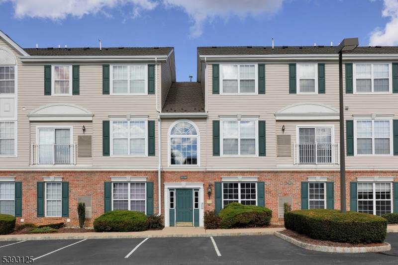 221 Windmill Ct - Photo 1