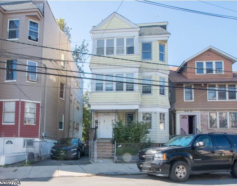 93 21St St - Photo 1