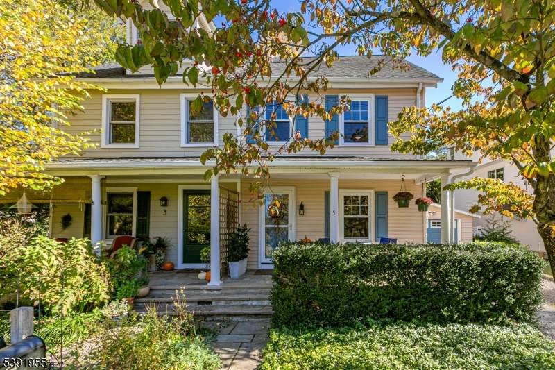 5 Ferry St - Photo 1