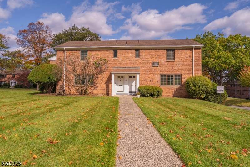 85 Troy Dr - Photo 1