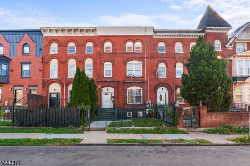 57 N 7Th St - Photo 1