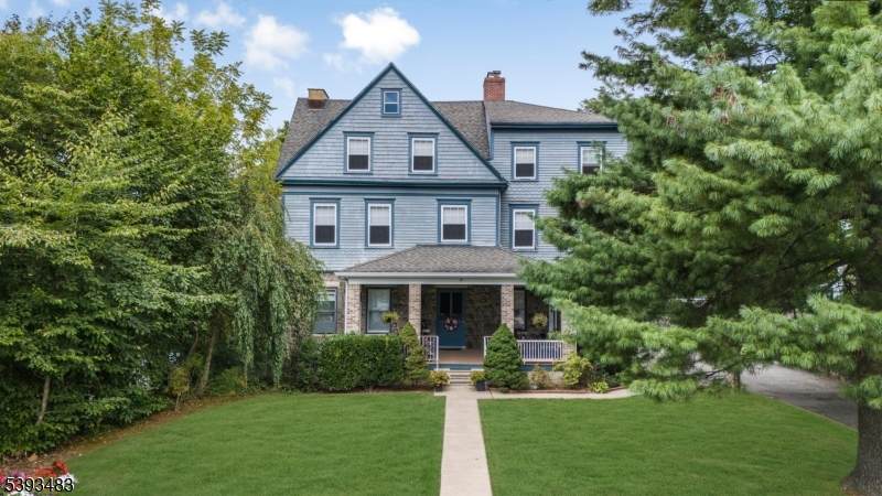 23 Euclid Avenue - Photo 1