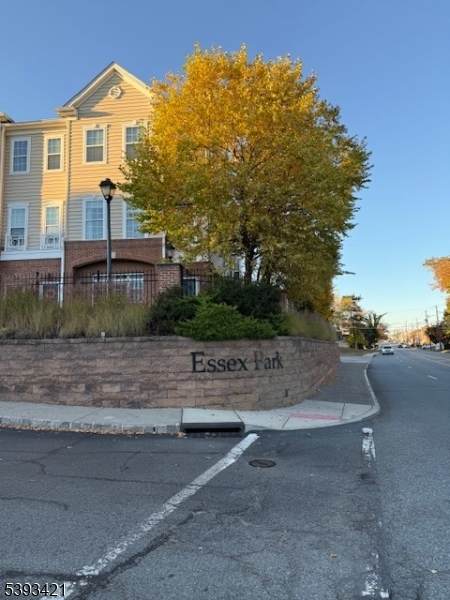 310 Freedom Ln - Photo 1