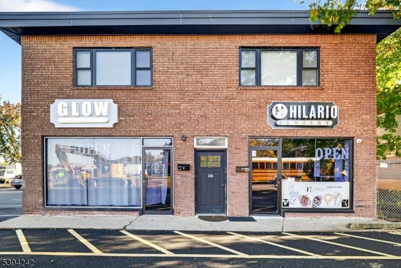 97 Newport Ave - Photo 1