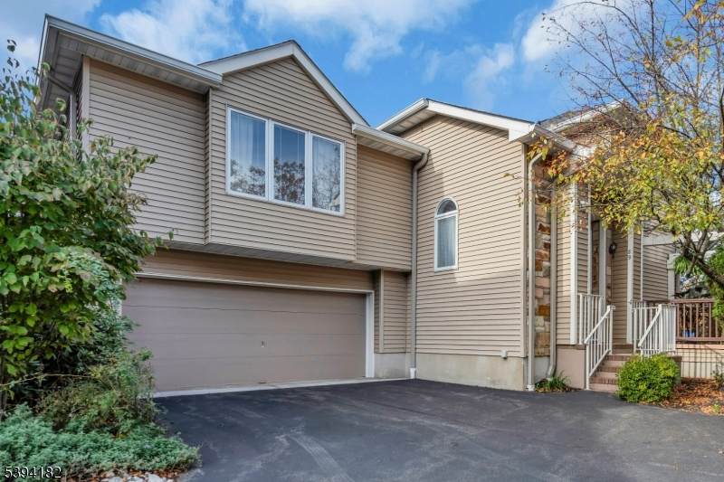 89 Clarken Dr - Photo 1