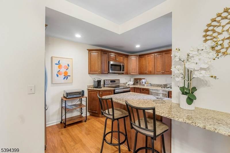 50 Glenwood Ave Unit 505 - Photo 1