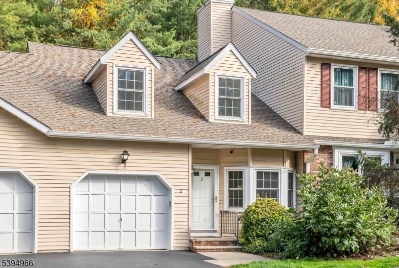 2 Carriage Ln - Photo 1