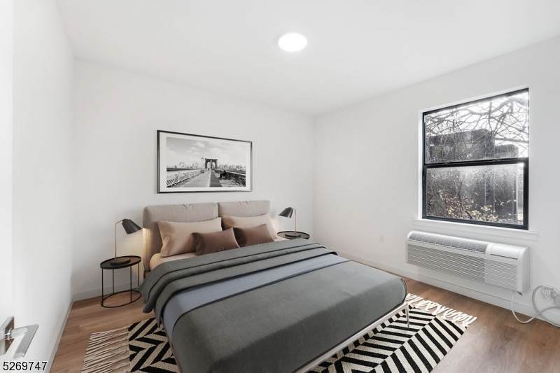 25 Freeway Dr - Photo 1