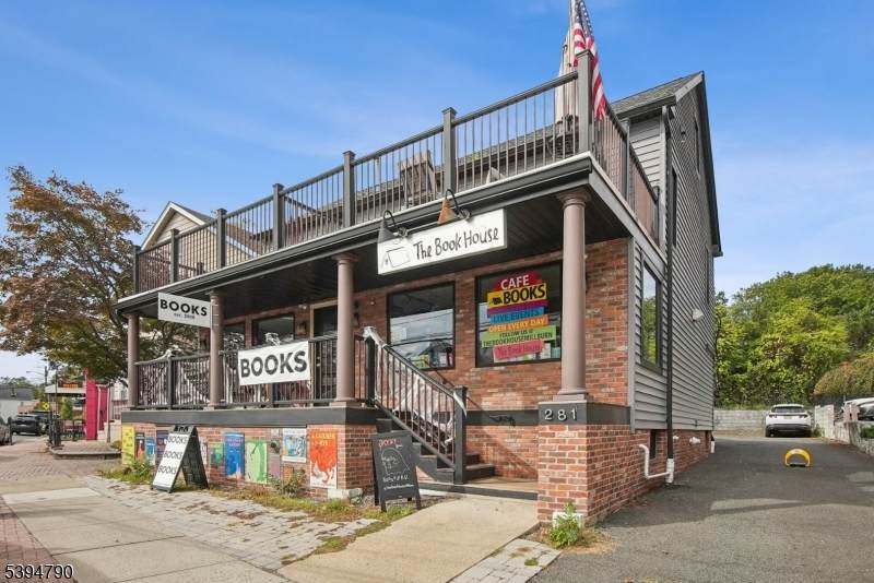 281 Essex Street - Photo 1