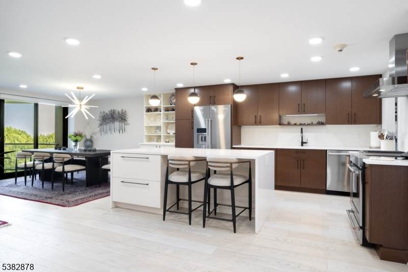 2 Claridge Dr - Photo 1