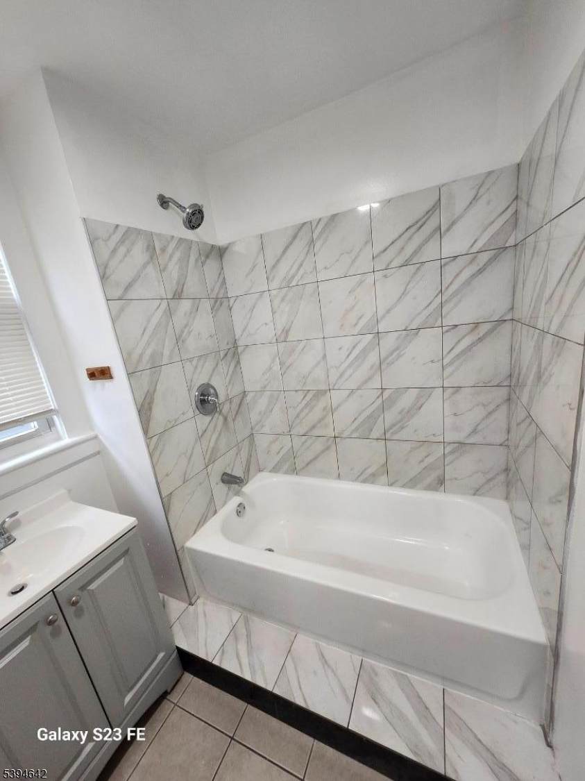 69 Seymour Ave - Photo 1