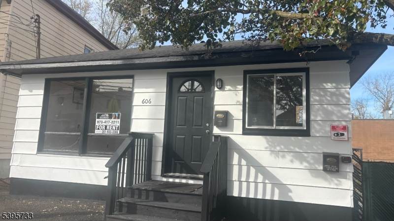 606 Mcbride Ave - Photo 1