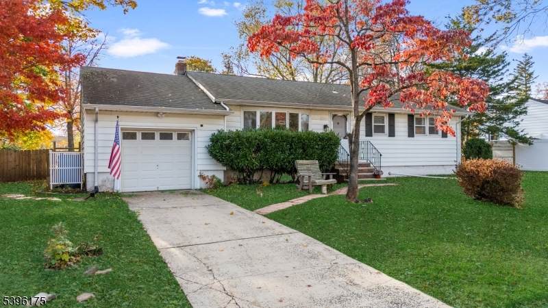 2602 Spencer St - Photo 1