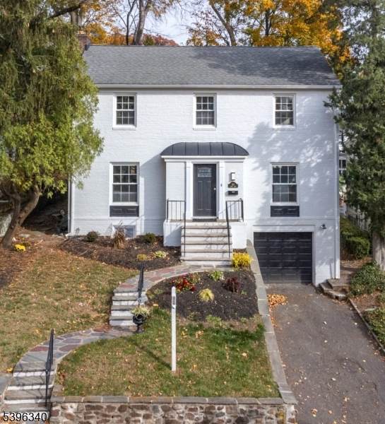 211 Conway Ct - Photo 1