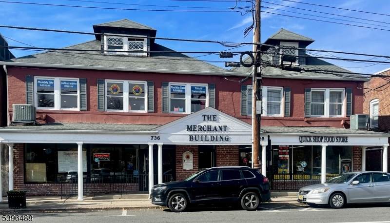 736 Speedwell Ave - Photo 1