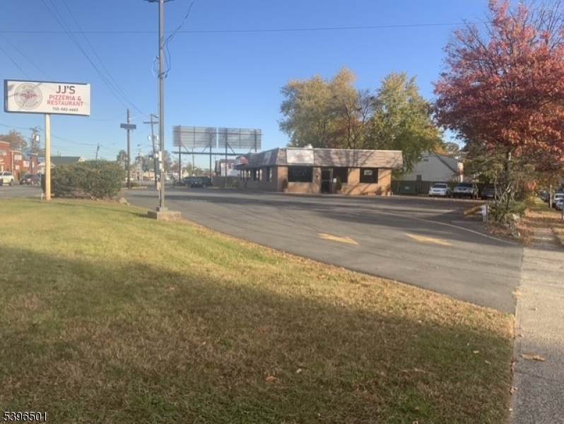 1076 Saint Georges Ave - Photo 1