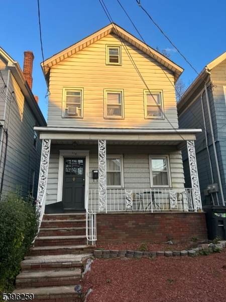 114 Ely St - Photo 1