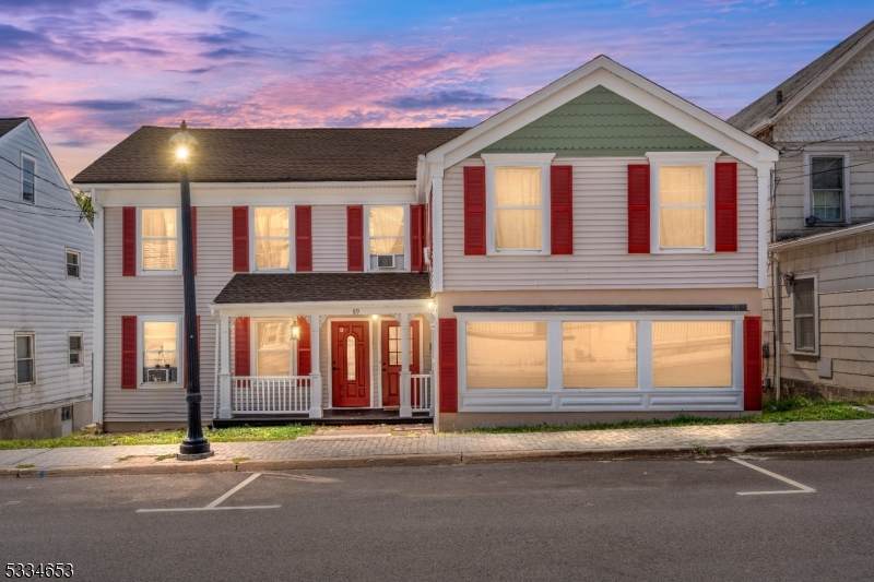 89 Main St - Photo 1