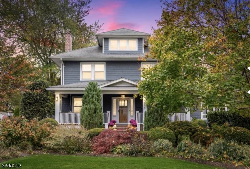 508 N Chestnut St - Photo 1