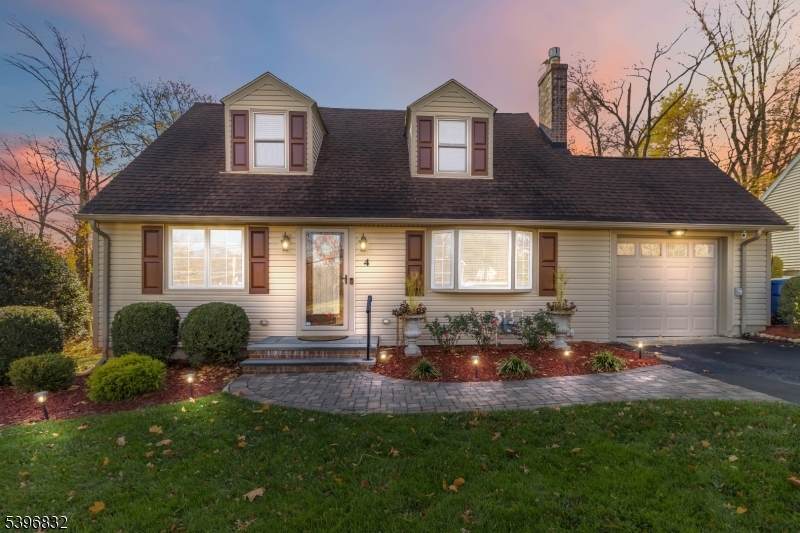 4 Elder Dr - Photo 1