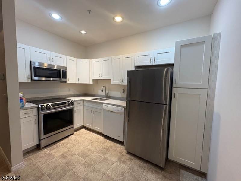 6119 Richmond Rd - Photo 1