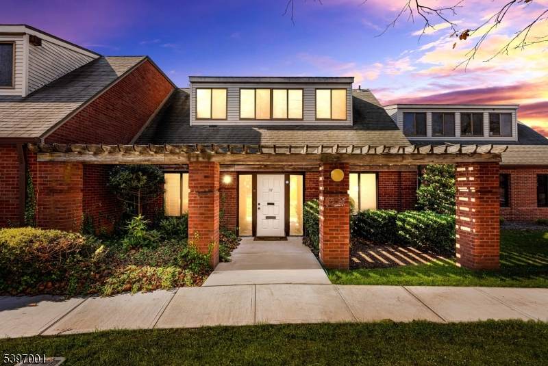 37 Tamarack Cir - Photo 1