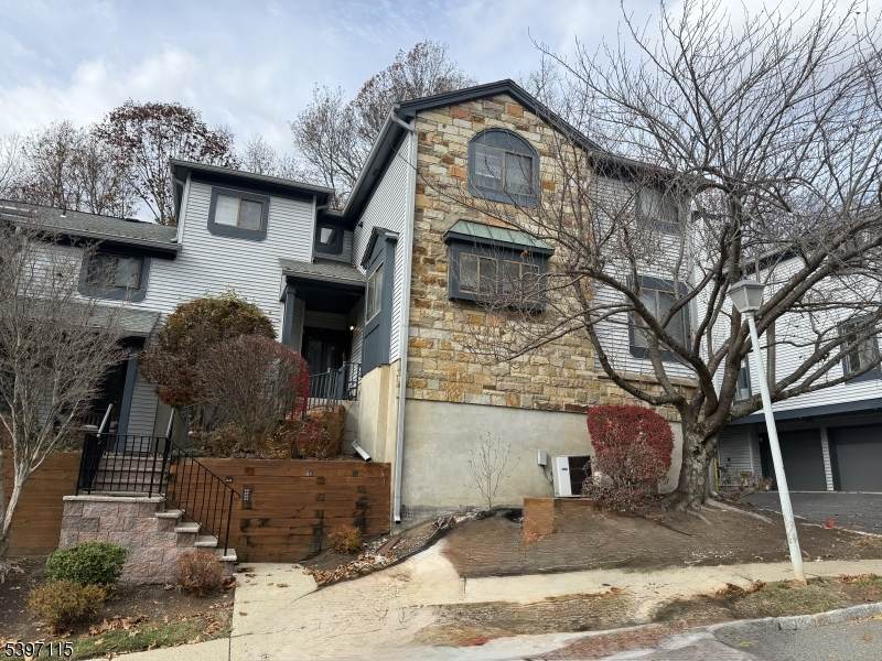 39 Overlook Dr - Photo 1