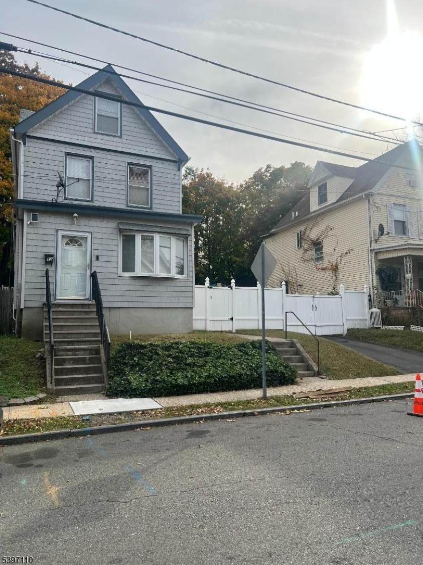 80 Smith St - Photo 1