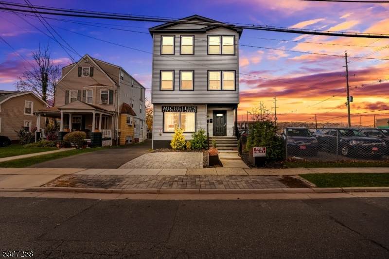 1465 E 2Nd St - Photo 1