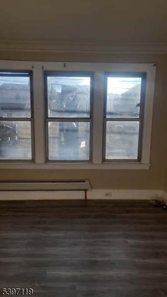 12 Welland Ave - Photo 1