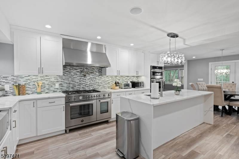 276 River Dr - Photo 1