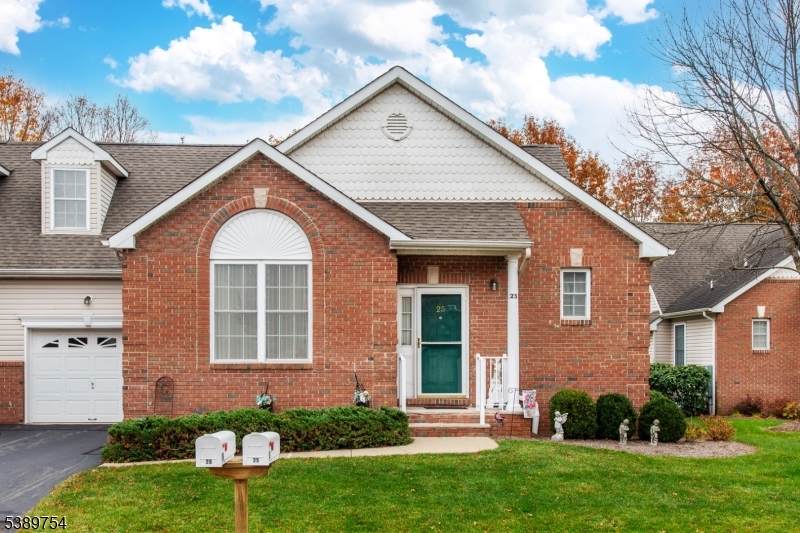 25 Indian Plantation St - Photo 1