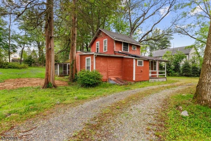 194 James St - Photo 1